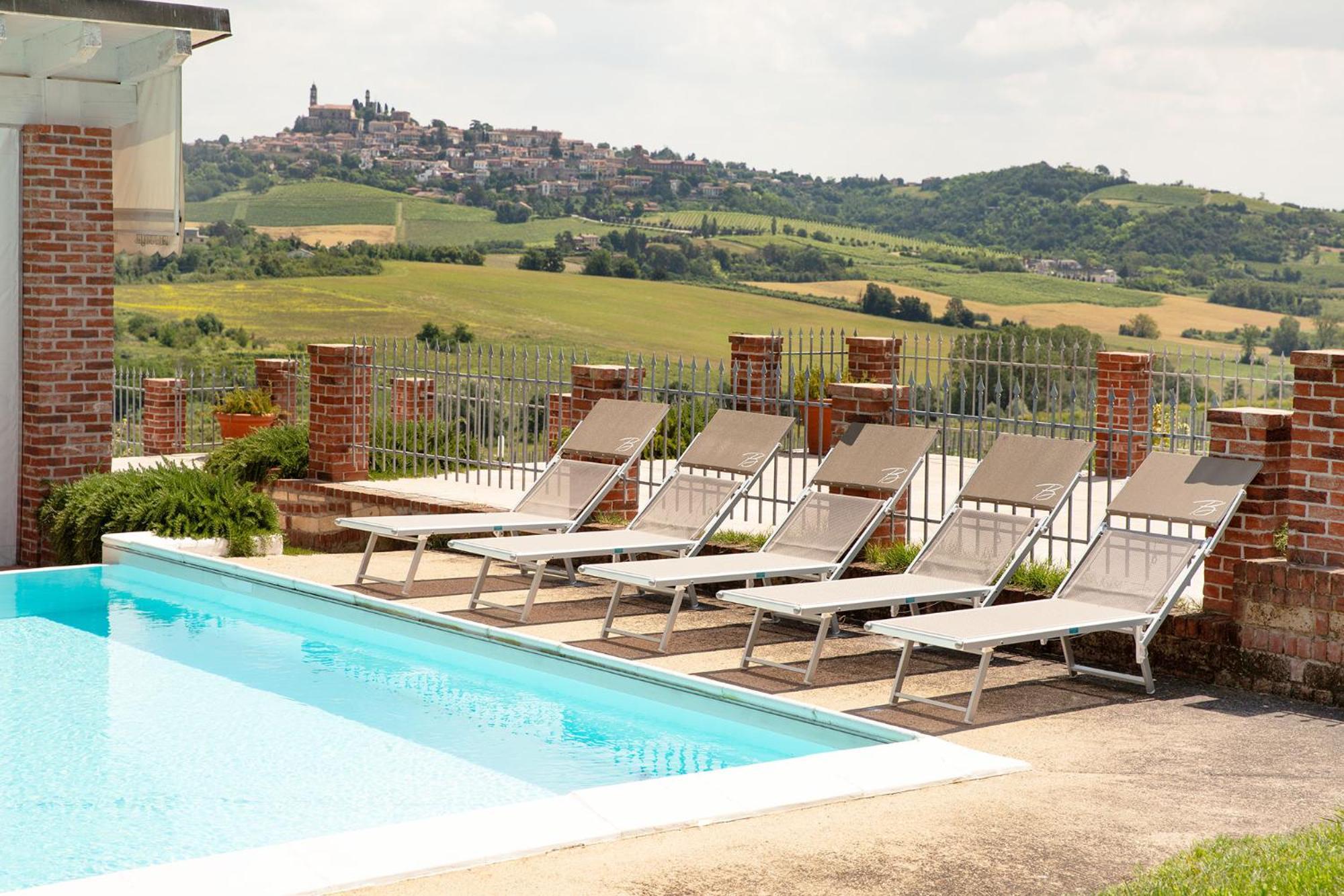 Hotel Notte Nella Botte Vignale Esterno foto